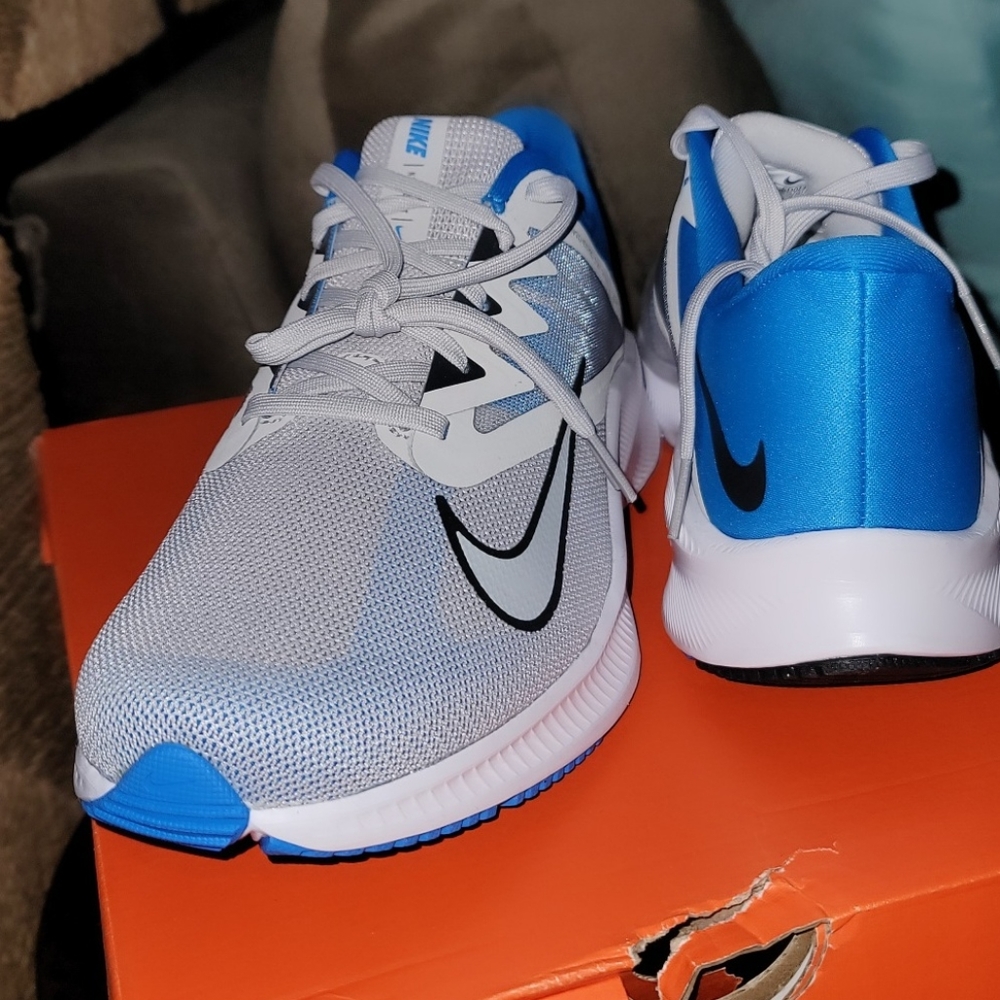 New Size 11 Mens Nike Quest 3 Men's Running Shoes